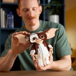 21361-LEGO-Ideas-gremlins-gizmo -5-